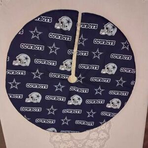 Cowboys tree skirt